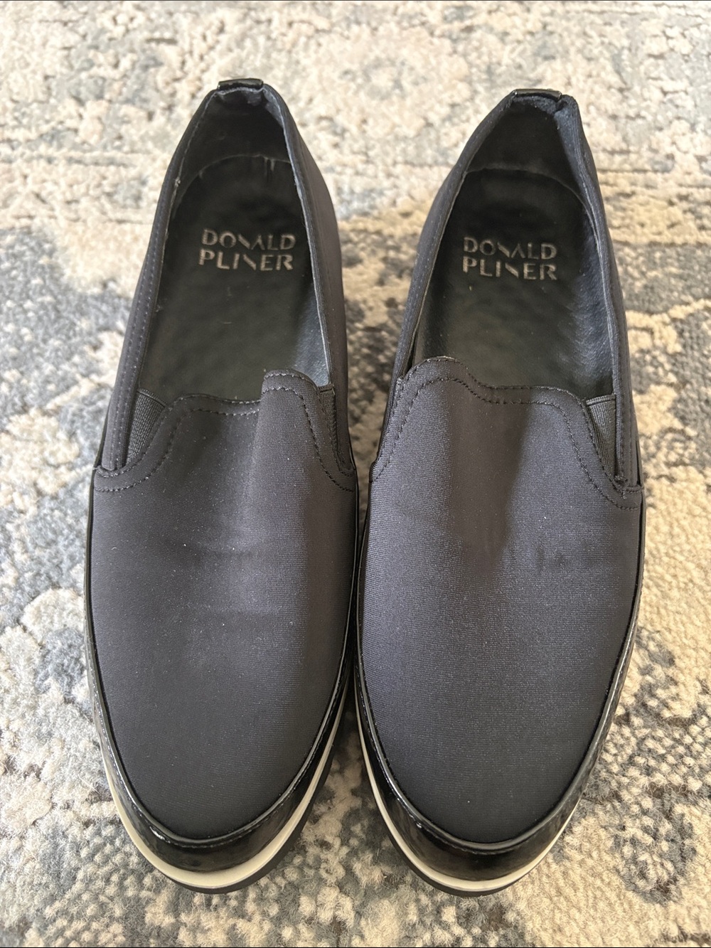 Donald Pliner Women's Conner Crepe Elastic Loafer Black - Picture 4 of 6